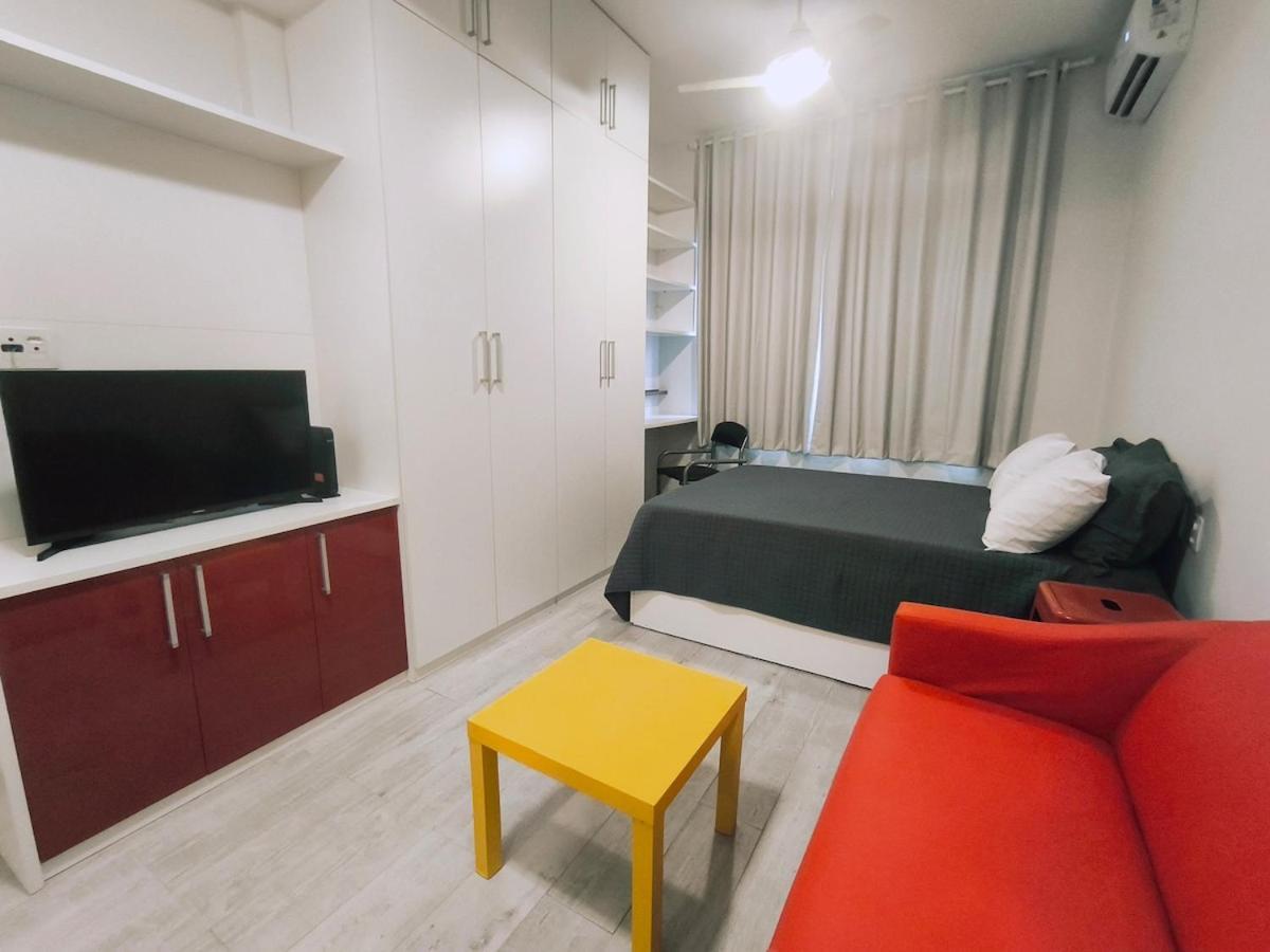 Copacabana: Conforto, Metro E A 3 Minutos Apartamento